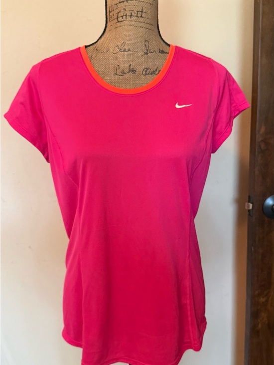 Nike Tops - Nike Women’s Hot Pink Short-Sleeve Athletic running Tee with Orange Trim
